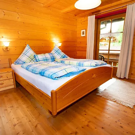 Holzhaus Lang شقة