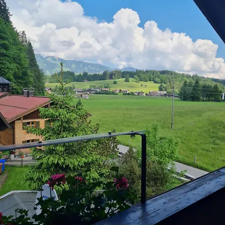 Holzhaus Lang